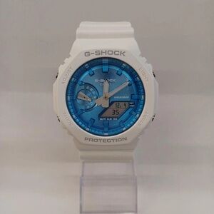 G-Shock White and Blue Smartwatch